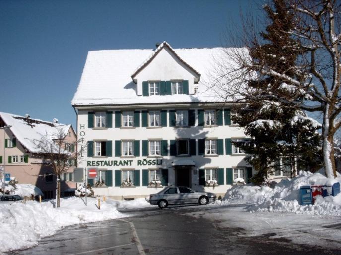 Hotel Restaurant Roessli Schönenberg Buitenkant foto